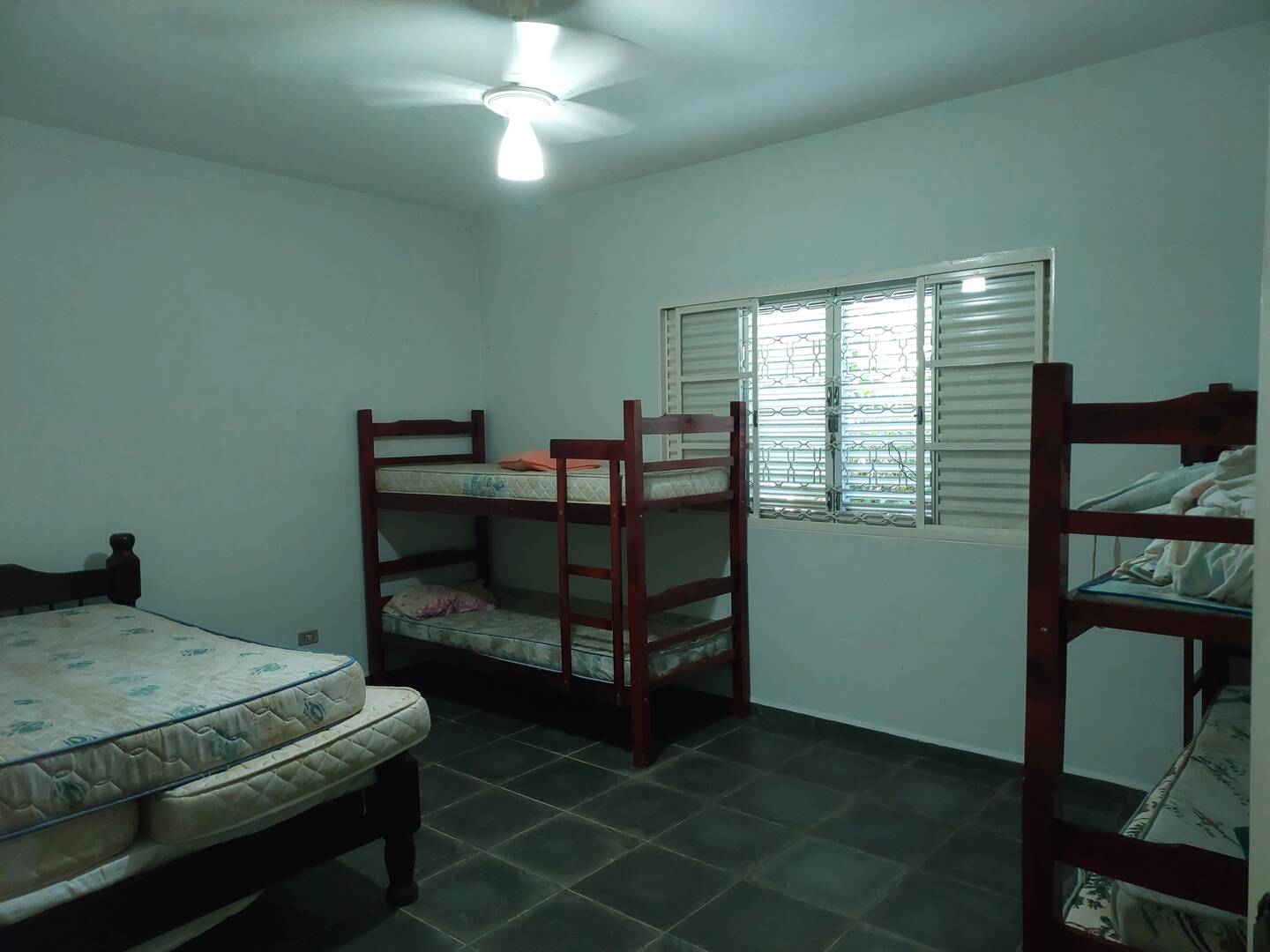 Casa à venda com 3 quartos, 213m² - Foto 13