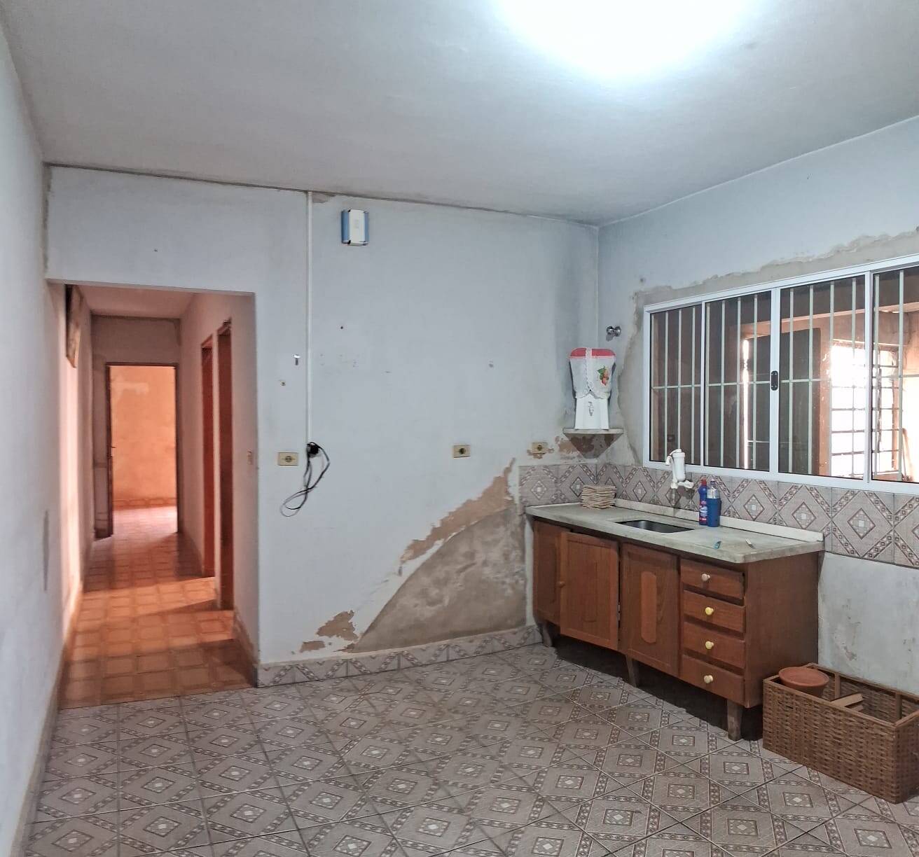 Casa à venda com 2 quartos, 110m² - Foto 2