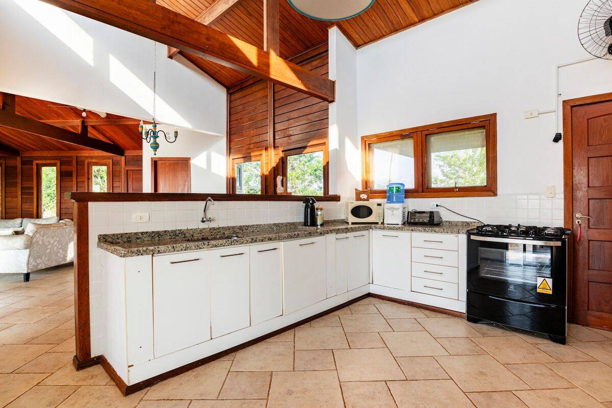 Sítio à venda com 6 quartos, 14m² - Foto 4