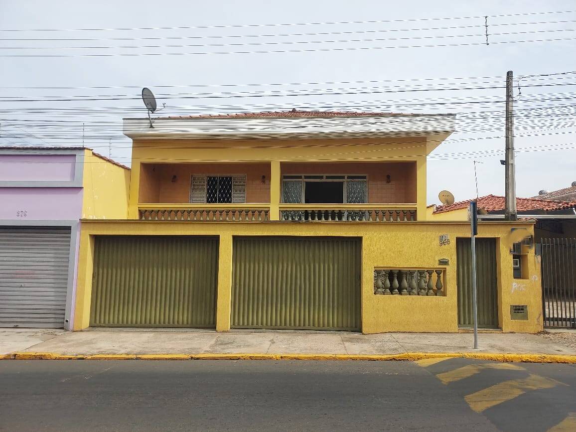 Casa à venda com 3 quartos, 514m² - Foto 1