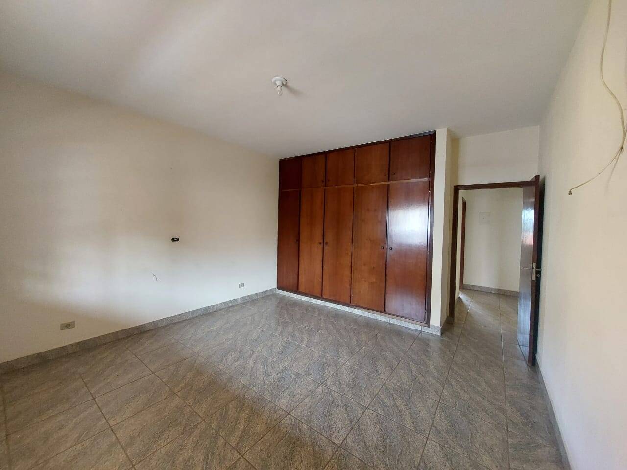 Casa à venda com 3 quartos, 514m² - Foto 5