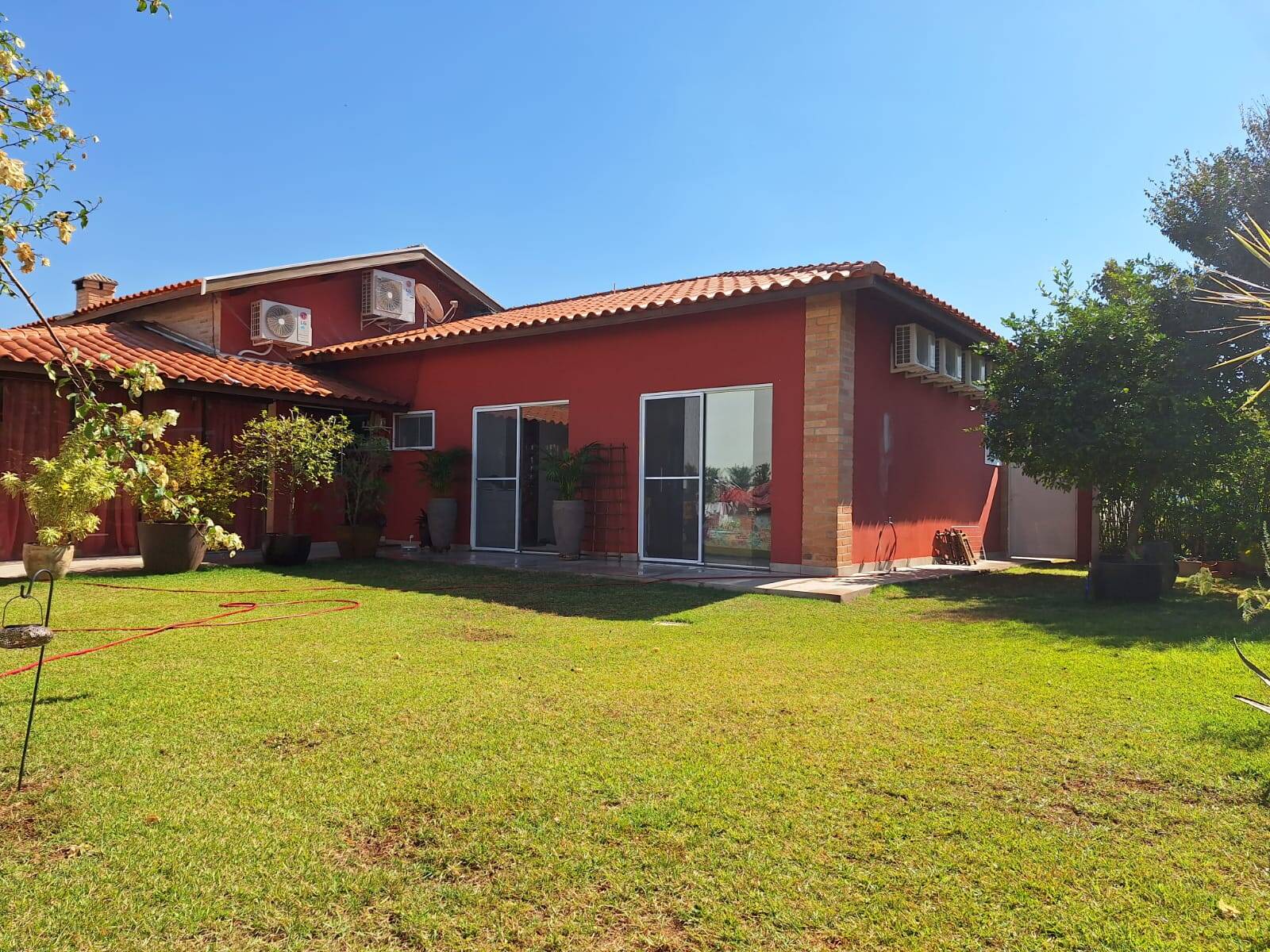 Casa, 3 quartos, 178 m² - Foto 1