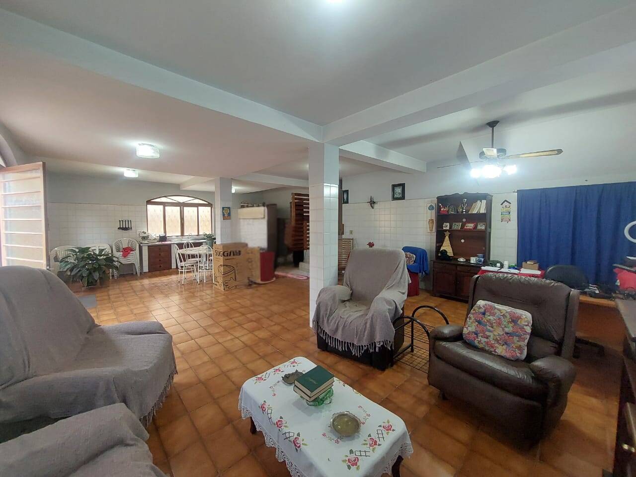 Casa, 3 quartos, 212 m² - Foto 4