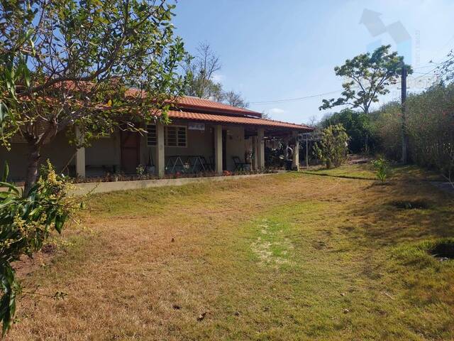 #RC947 - Chácara para Venda em São Pedro - SP