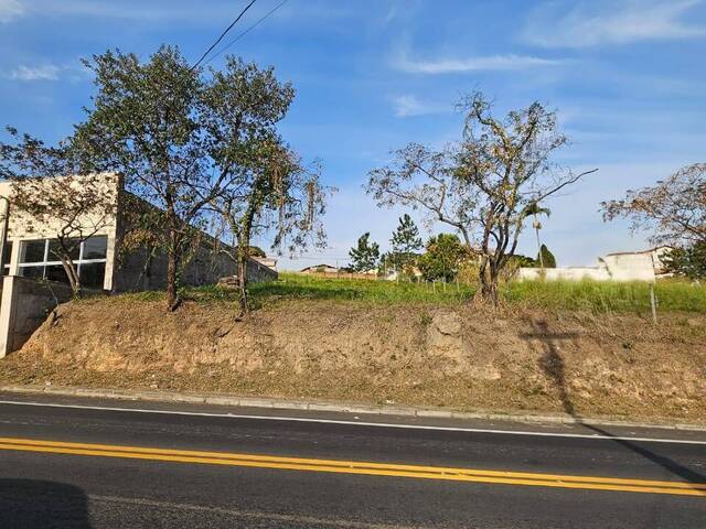 #TR954 - Terreno para Venda em Águas de São Pedro - SP - 2