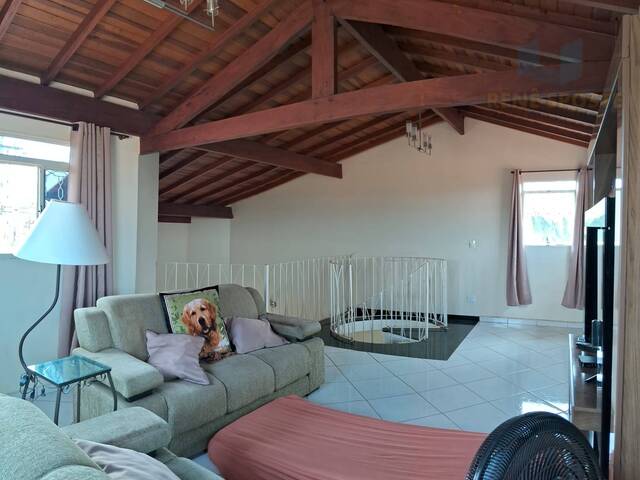 Casa para Venda em São Pedro - 5