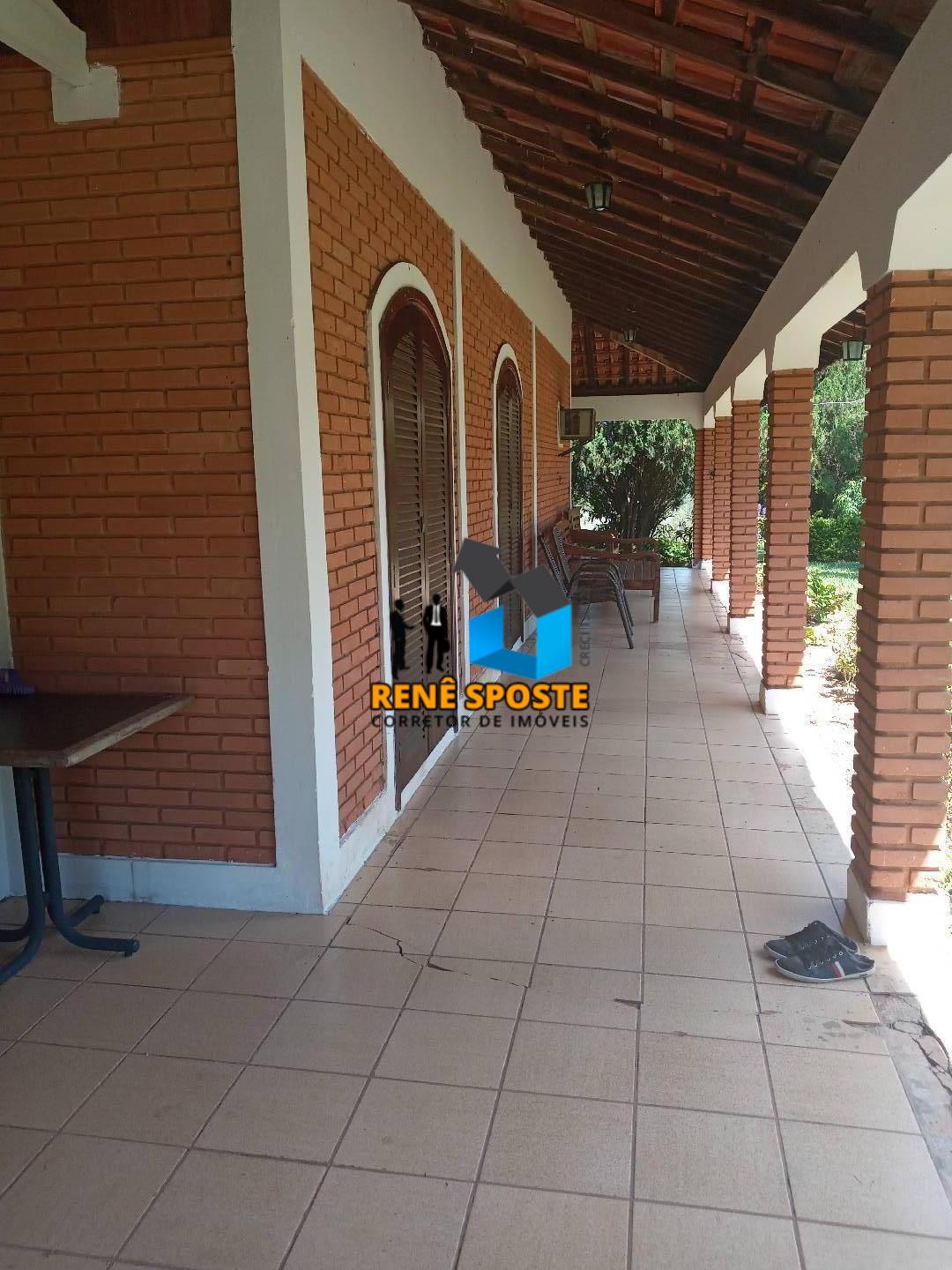 Chácara à venda com 8 quartos, 800m² - Foto 4