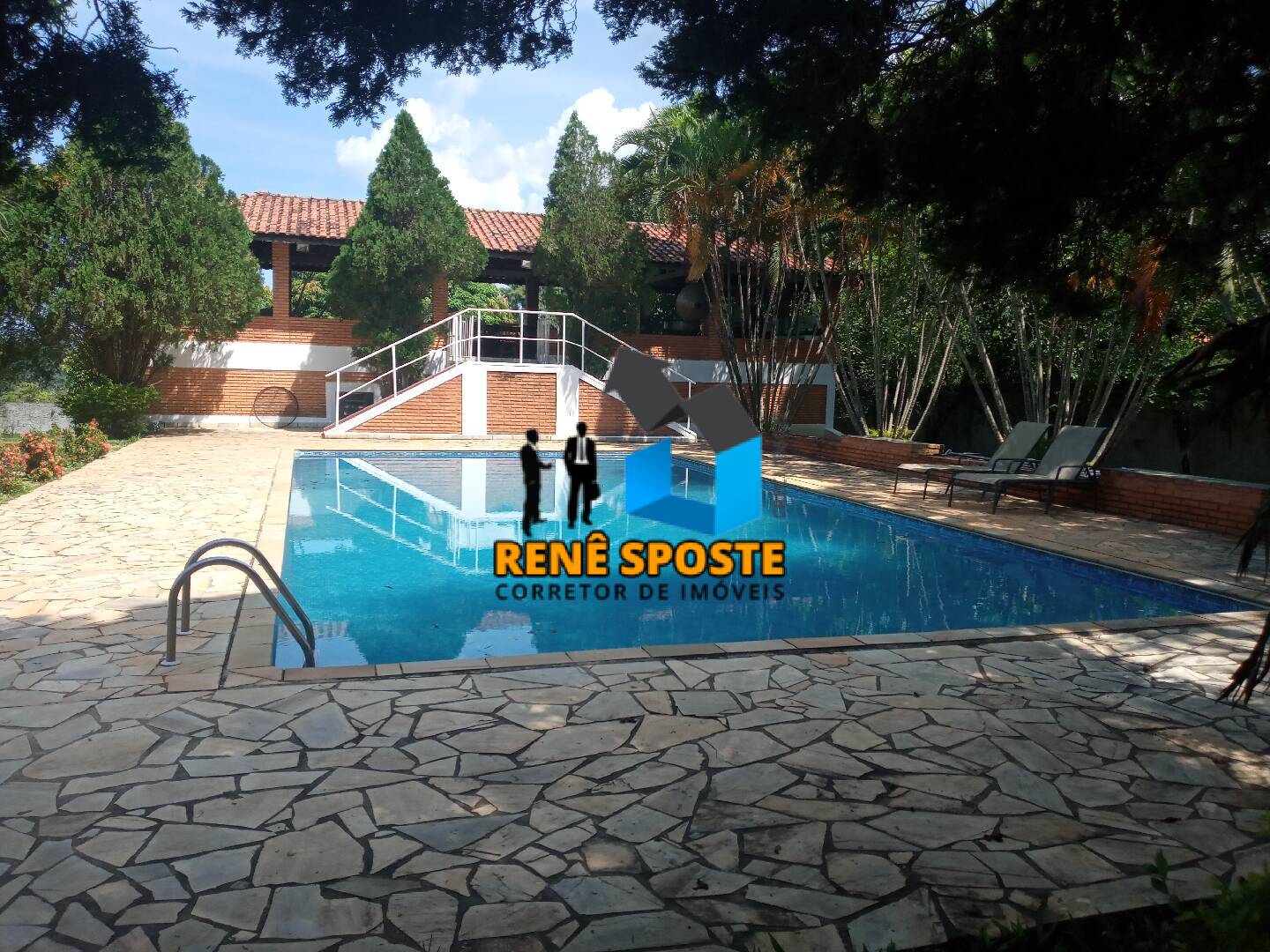 Chácara à venda com 8 quartos, 800m² - Foto 18