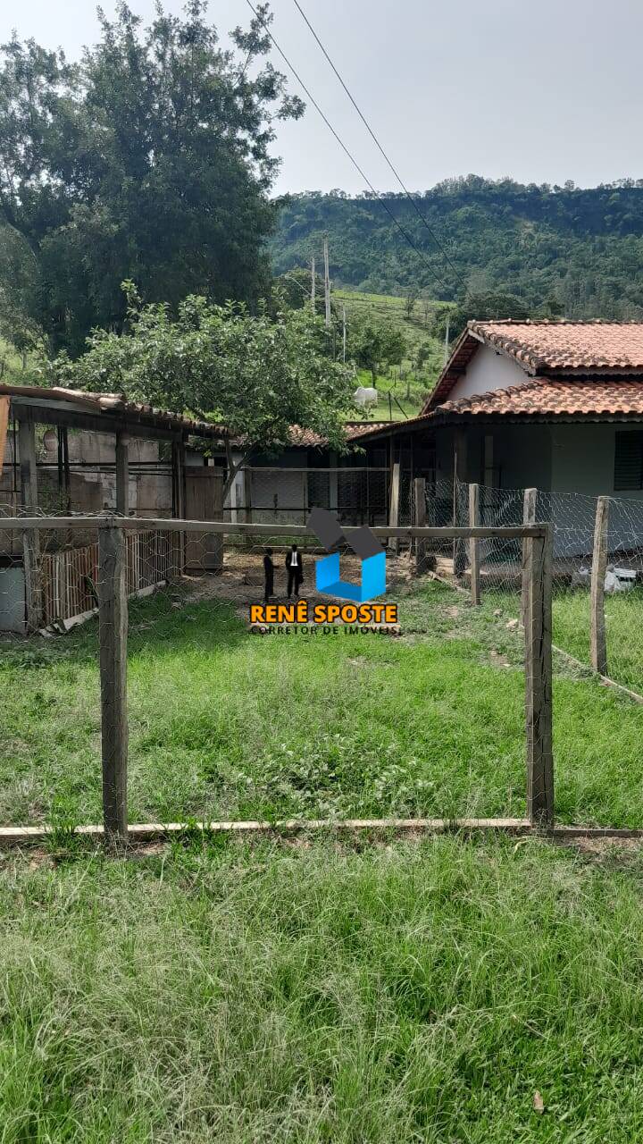Chácara à venda com 2 quartos, 200m² - Foto 3