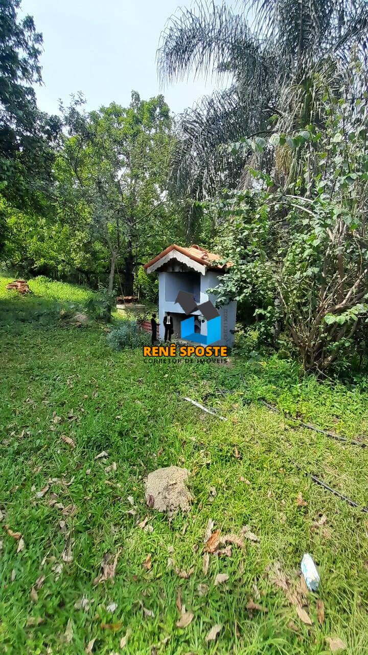 Chácara à venda com 2 quartos, 200m² - Foto 12
