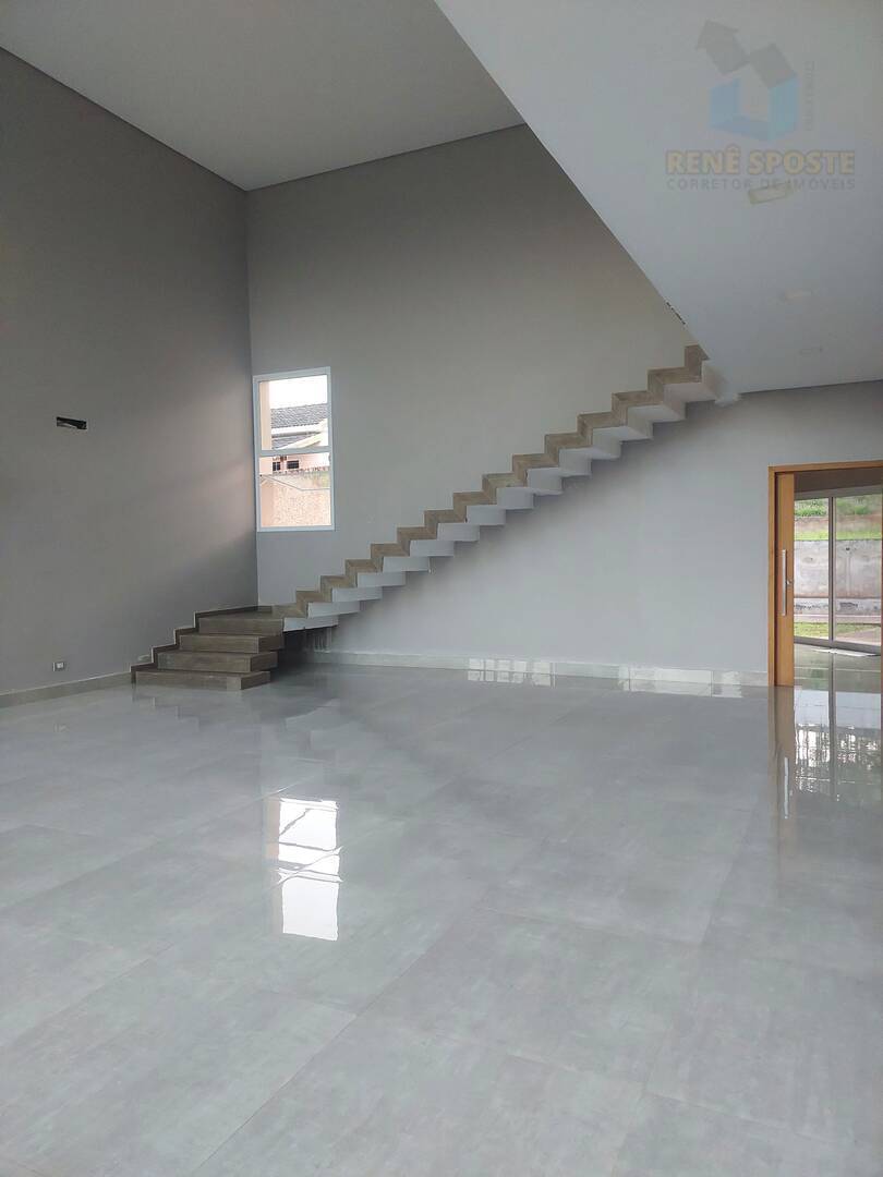 Sobrado, 4 quartos, 299 m² - Foto 4