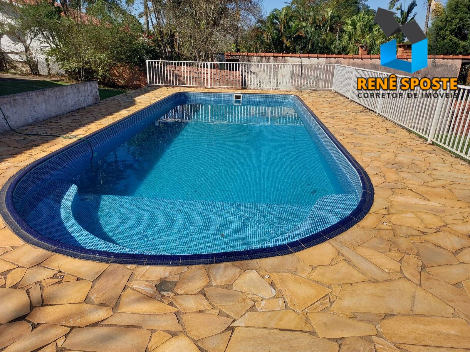 Chácara à venda e aluguel com 4 quartos, 170m² - Foto 3