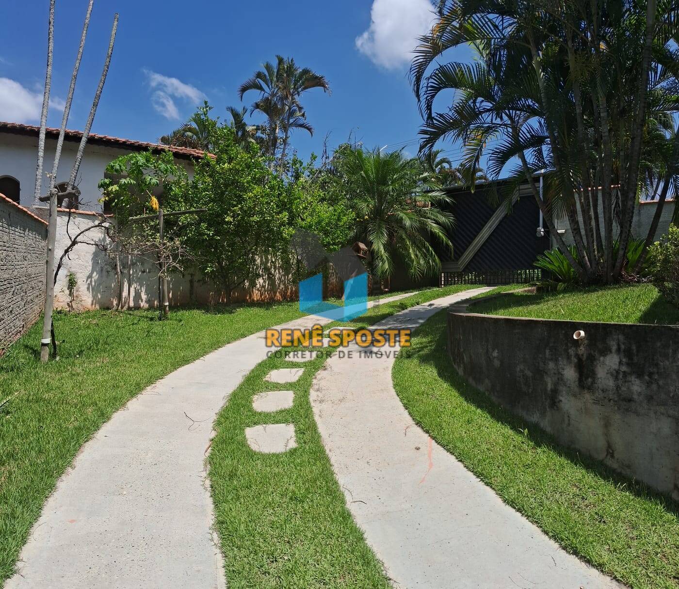 Casa à venda e aluguel com 4 quartos, 88m² - Foto 3