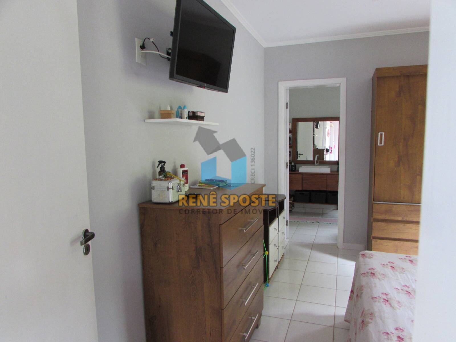 Casa à venda com 2 quartos, 446m² - Foto 2