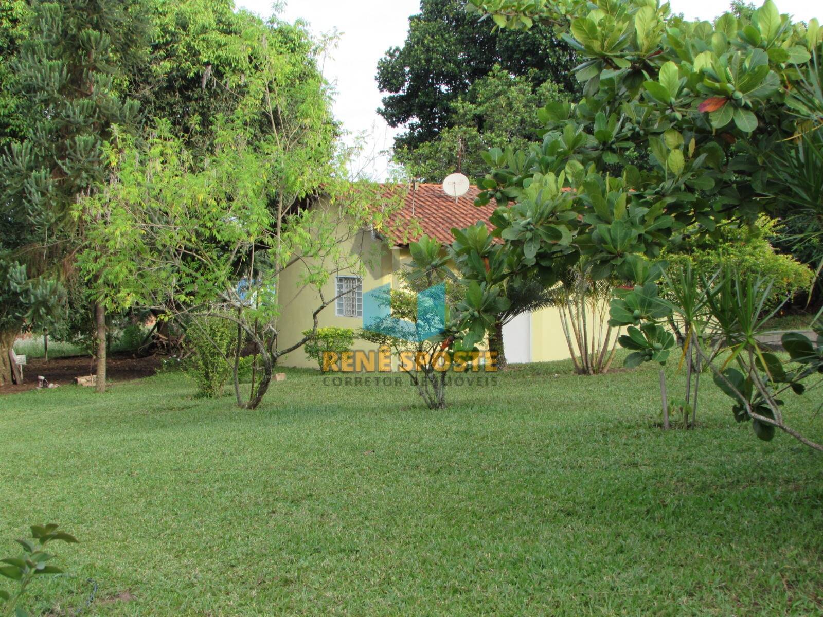 Casa à venda com 2 quartos, 446m² - Foto 9