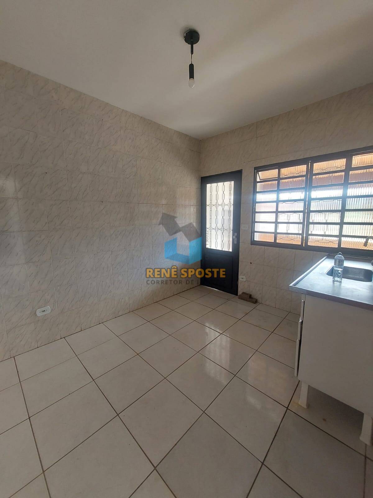 Casa à venda com 1 quarto, 330m² - Foto 7