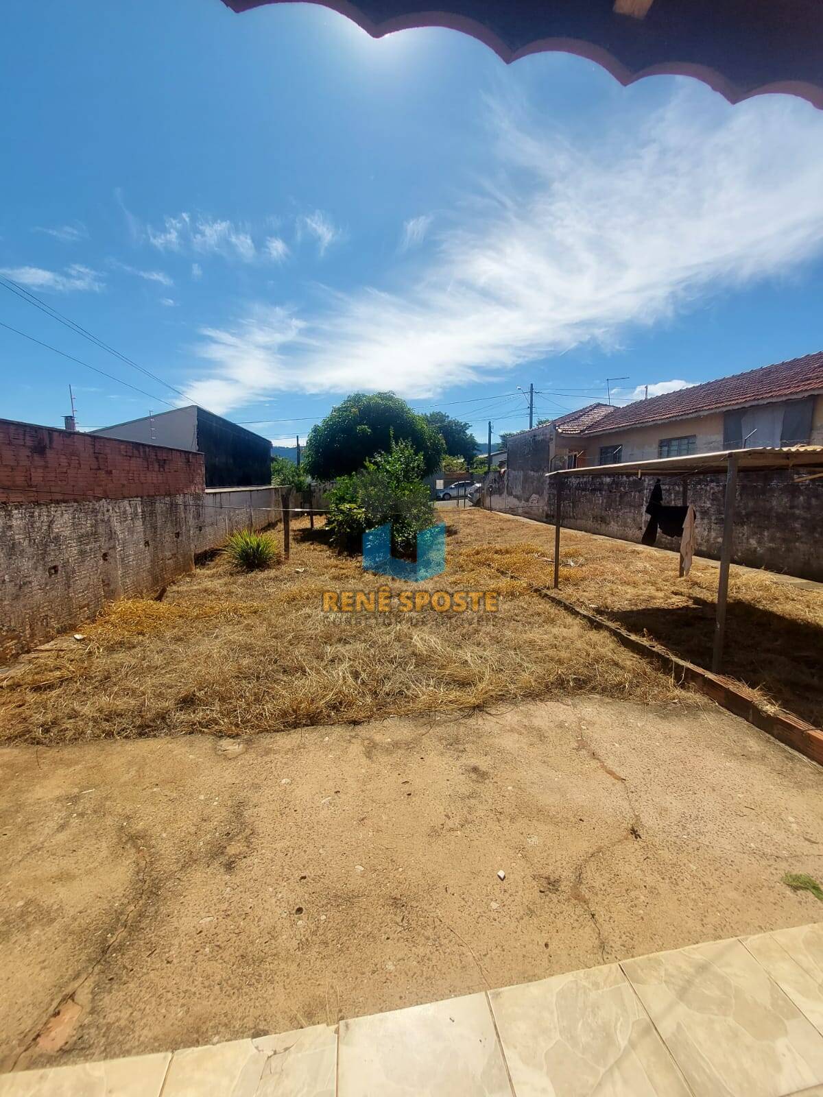 Casa à venda com 1 quarto, 330m² - Foto 10