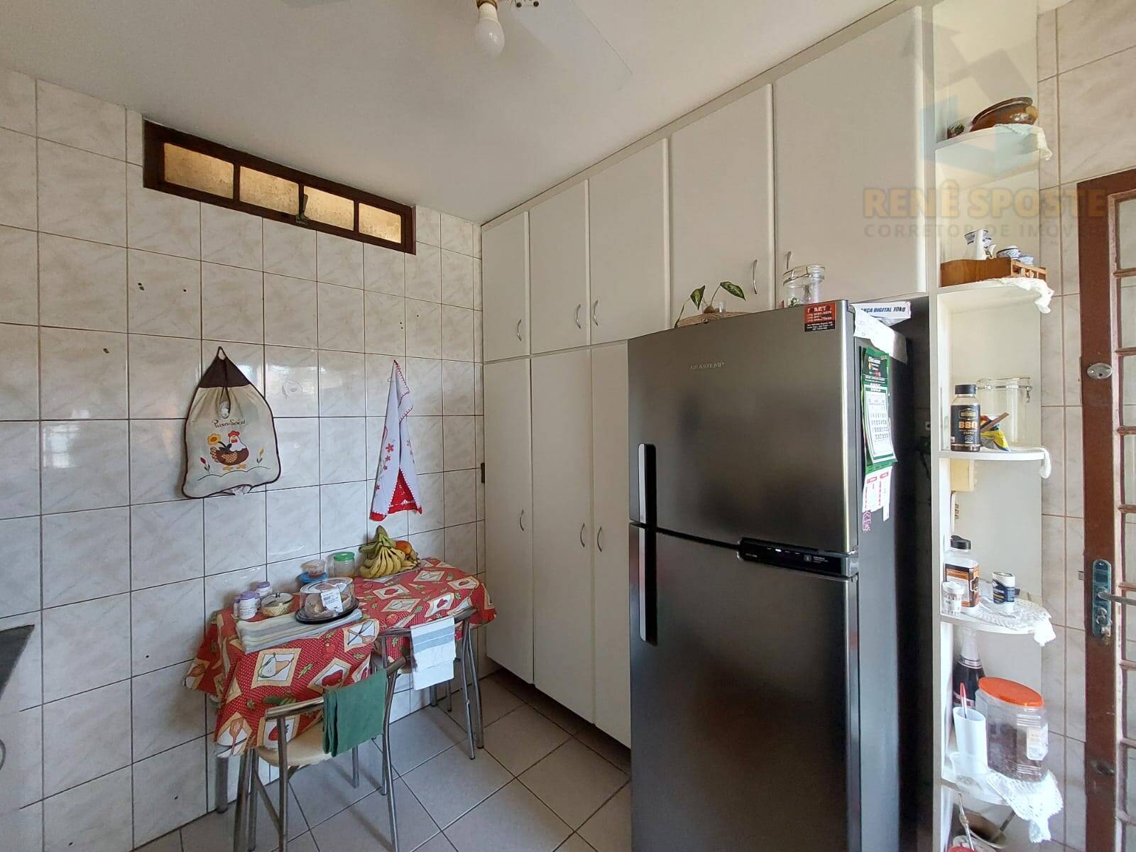 Casa, 4 quartos, 250 m² - Foto 11