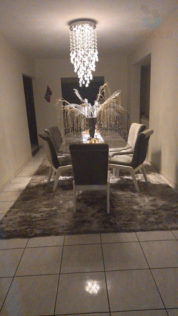 Casa, 3 quartos, 200 m² - Foto 2