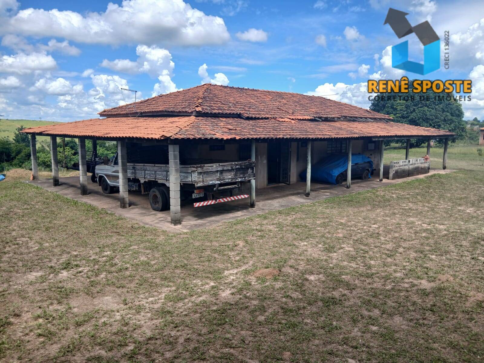Sítio, 3 quartos, 5560 m² - Foto 1