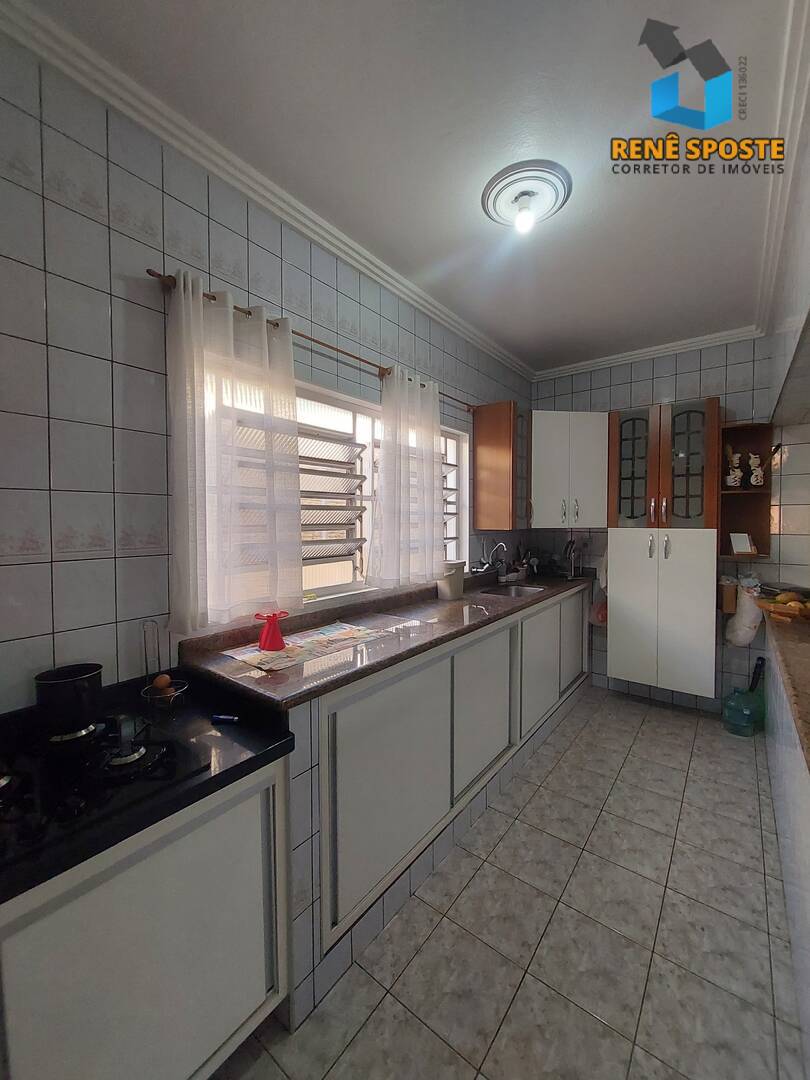 Casa, 5 quartos, 300 m² - Foto 8