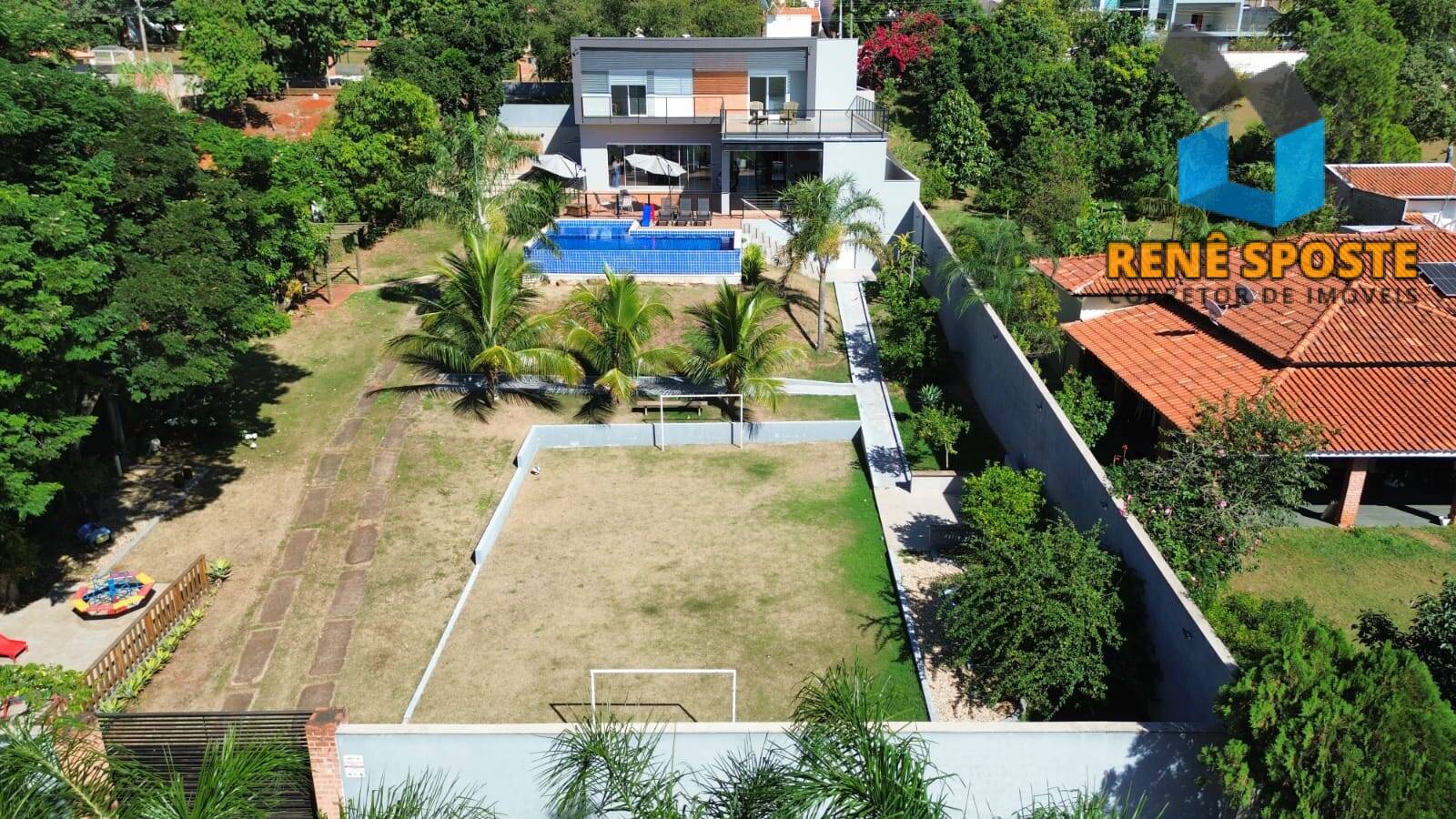 Casa, 4 quartos, 243 m² - Foto 41