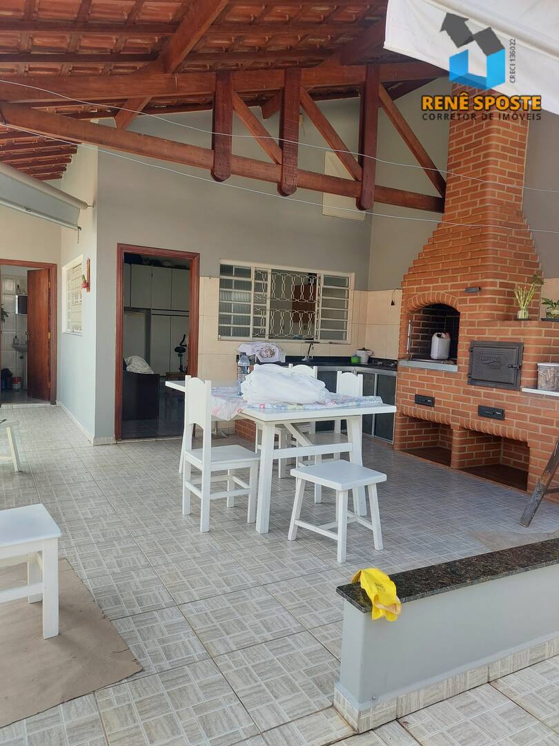 Casa, 3 quartos, 240 m² - Foto 18
