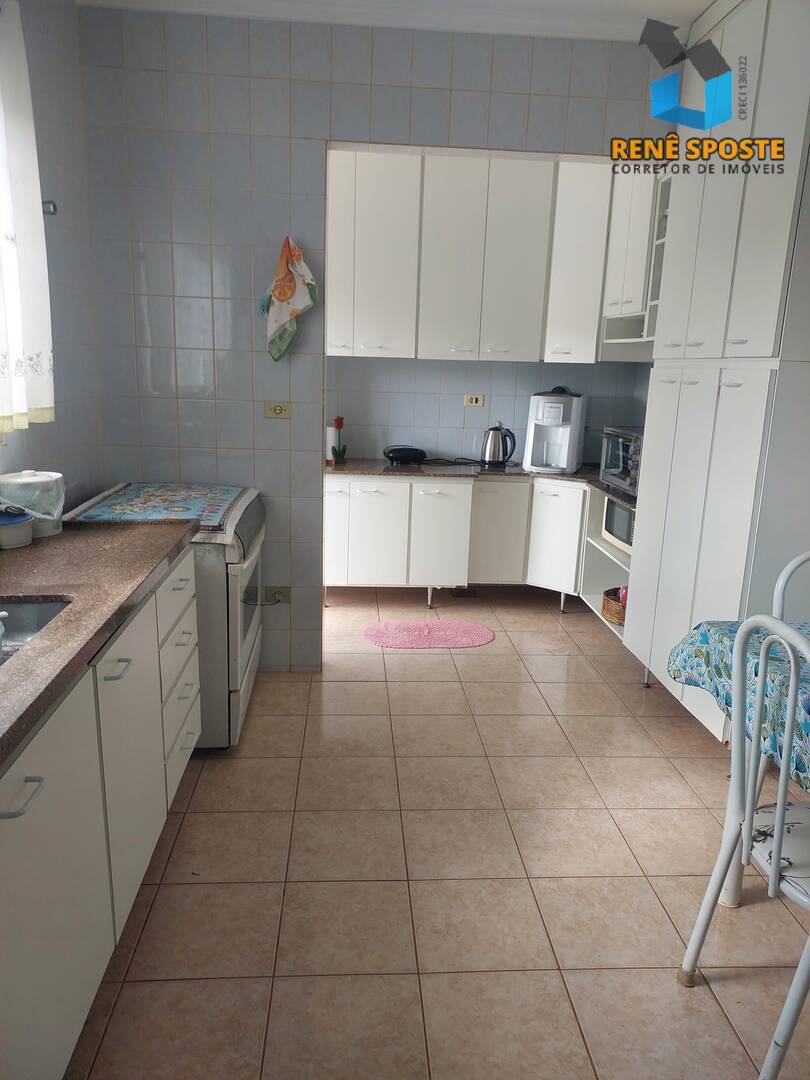 Casa, 3 quartos, 240 m² - Foto 7