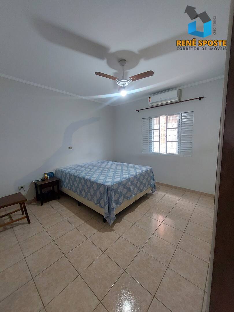 Casa, 3 quartos, 240 m² - Foto 9