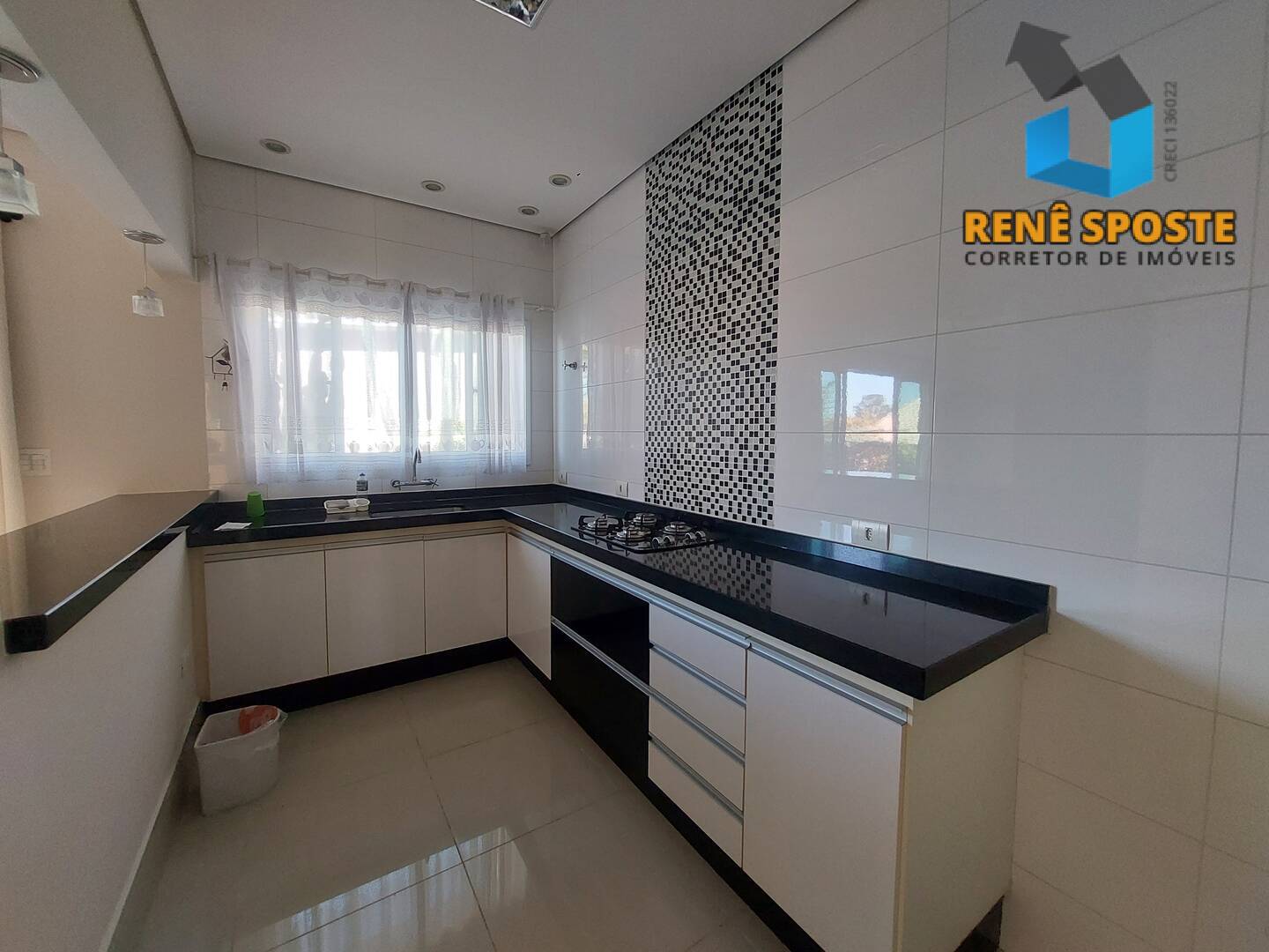 Casa, 3 quartos, 322 m² - Foto 17